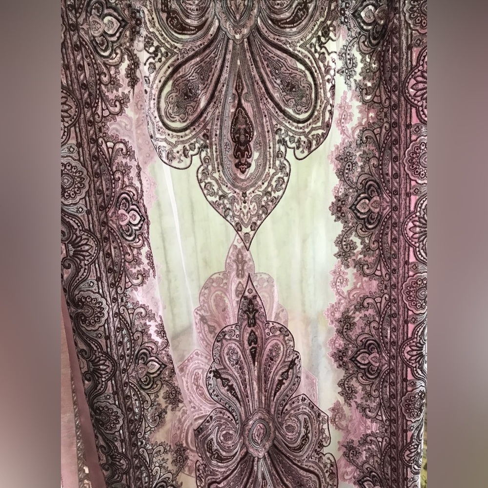 Scarves - Picture 2 of 6